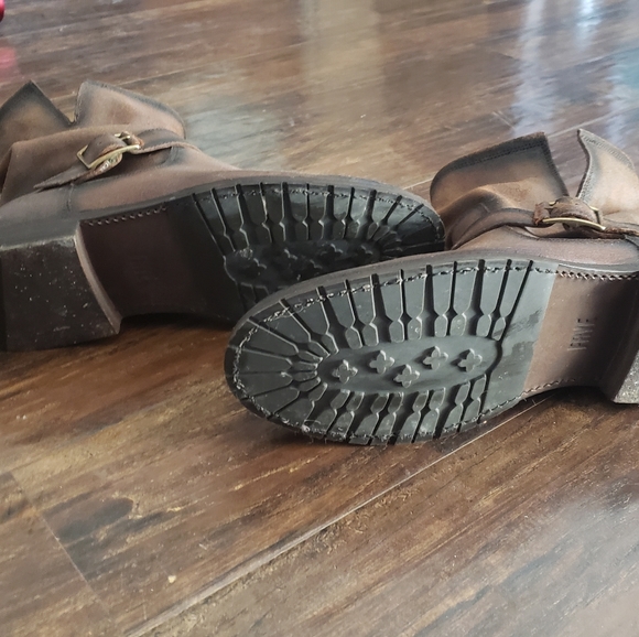 Brand New Frye Boots - Picture 4 of 9